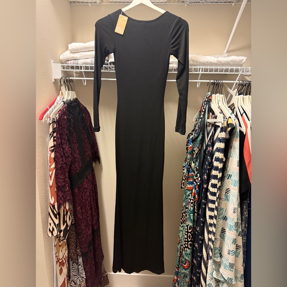 Black Square Neck Long Sleeve Bodycon Dress - Picture 3 of 4